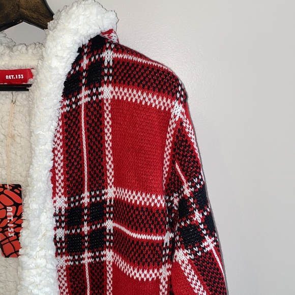 NWT KNIT FUR LINED RED PLAID COAT - Picture 8 of 10